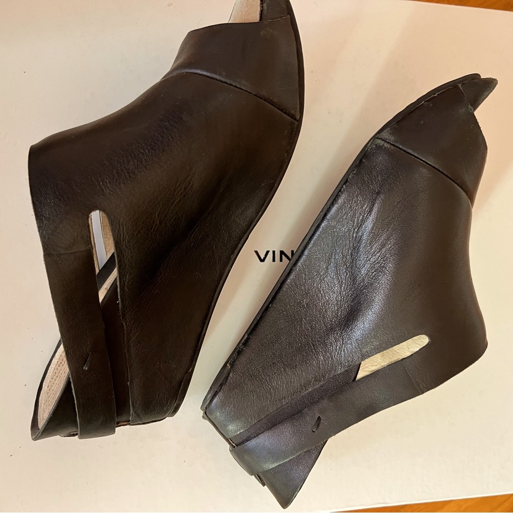 Tsubi black leather platform slides, size 6.5